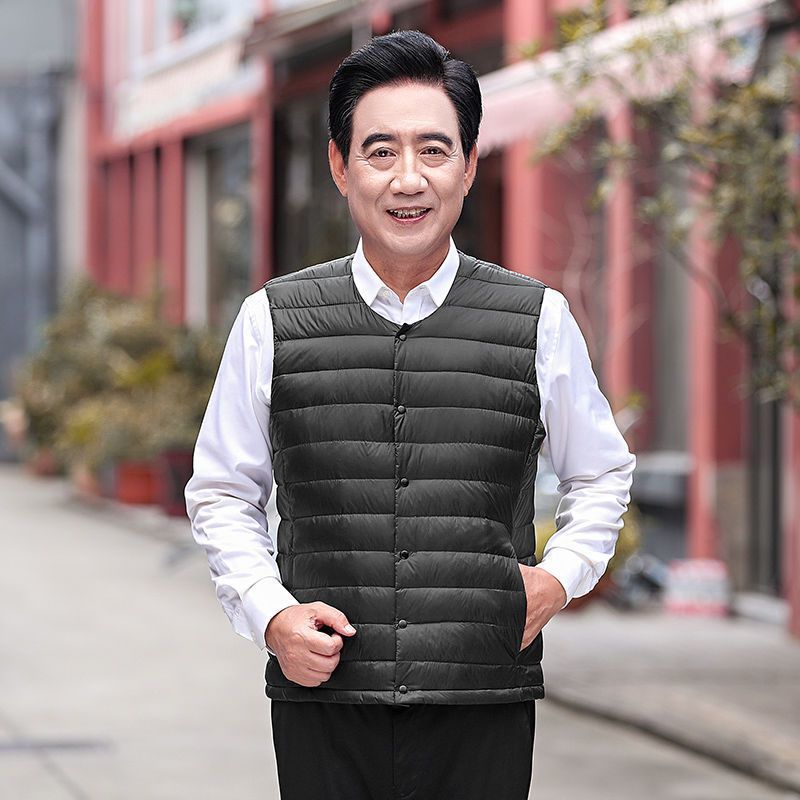 Men's Sleeveless Lightweight Thermal Quilted Vest with Round Neck and Pockets Amarae