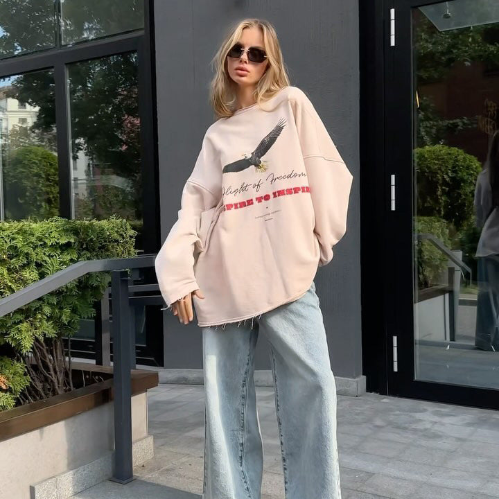 Oversized sweatshirt for women with creative graphic cut and casual Lune London
