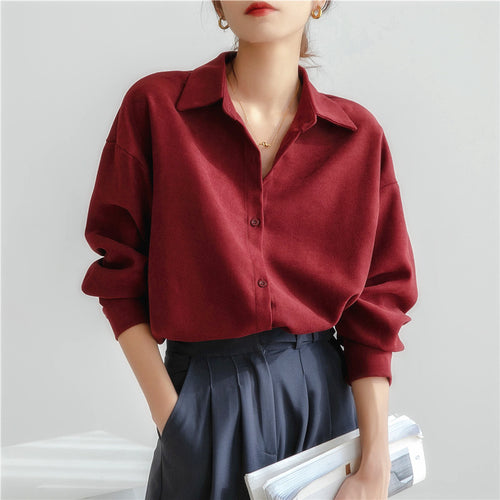 Blouse surdimensionnée pour femmes avec col élégant et coupe décontractée Chic & Stil