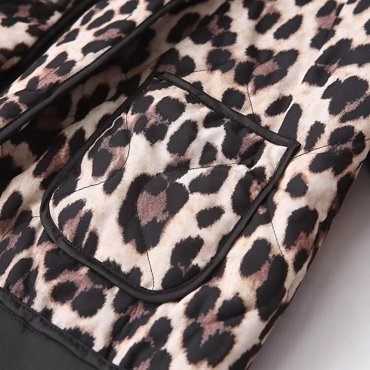 Veste en polaire confortable pour femmes avec motif léopard Chic & Stil
