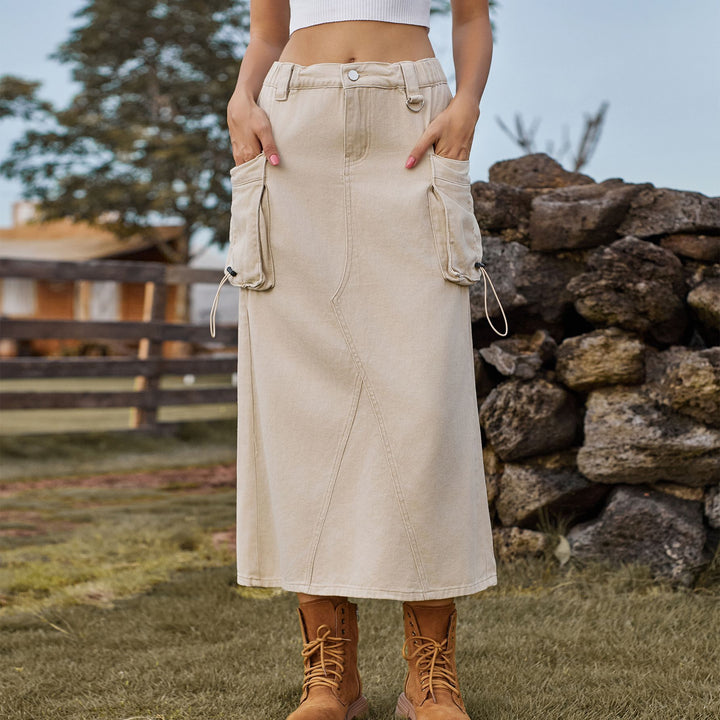 Maxi skirt for women in a utilitarian style with practical pockets Lune London