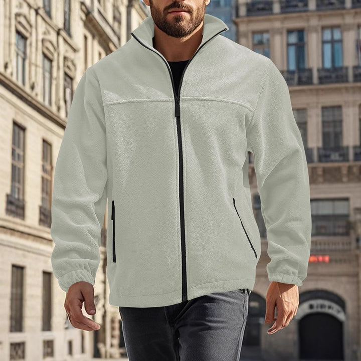 Fleece jacket for men with practical pockets and high collar Lune London