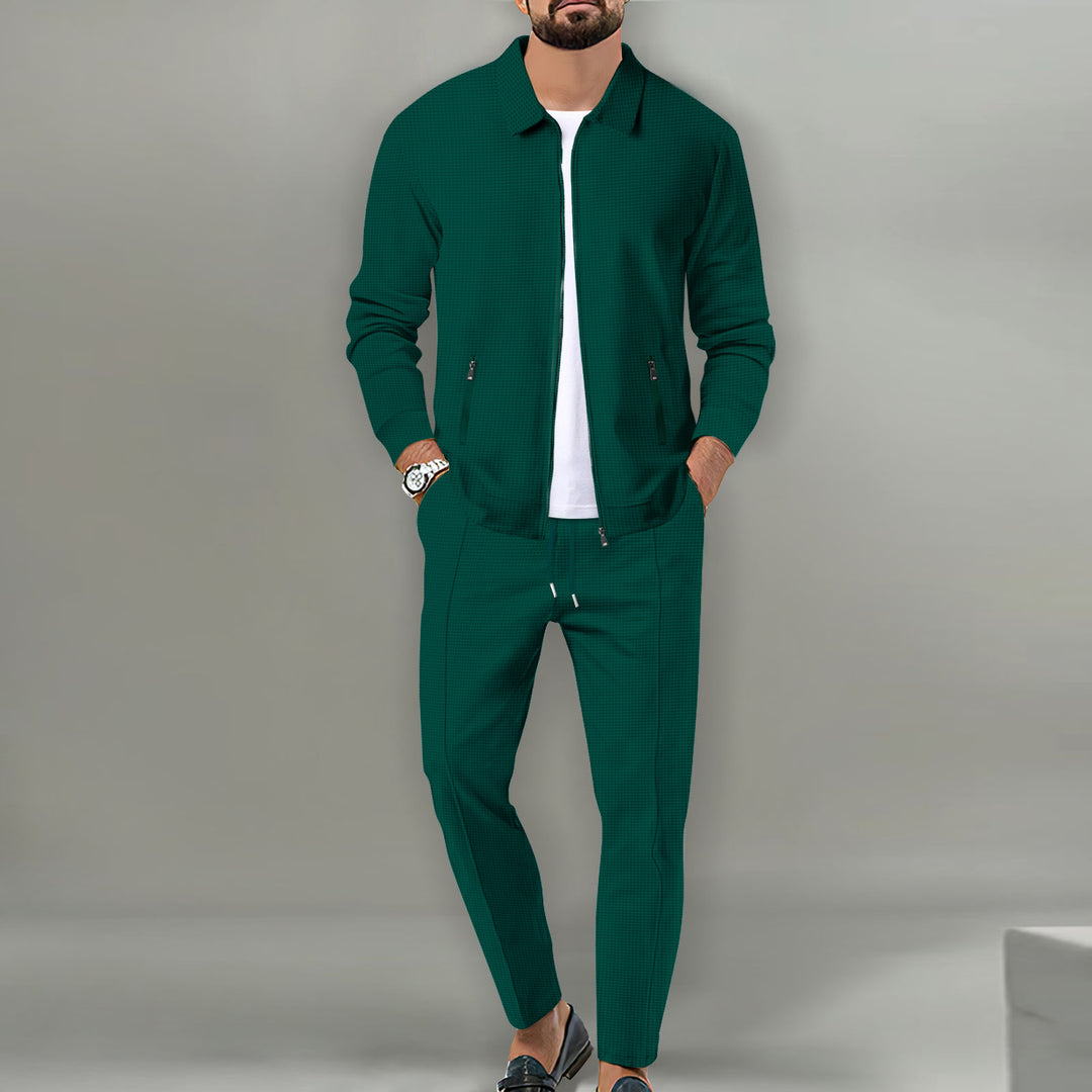 Men's leisure outfit made of breathable material with practical pockets Lune London