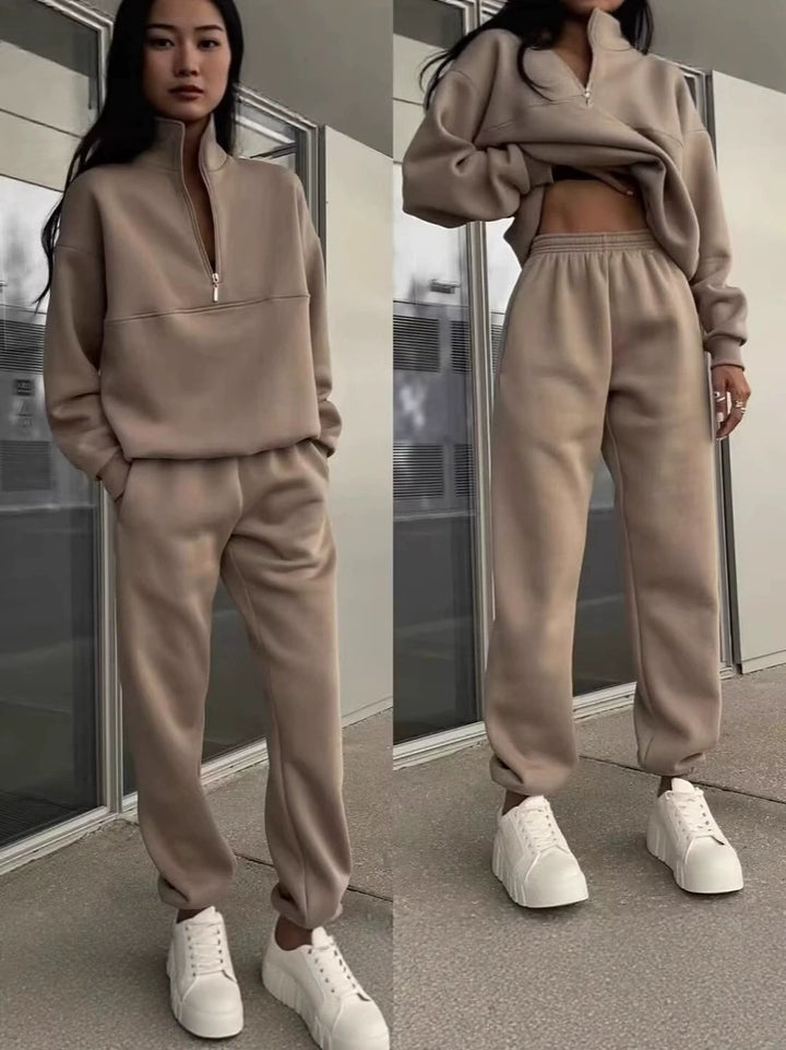 Lune London women's casual sweatshirt and jogger pants set