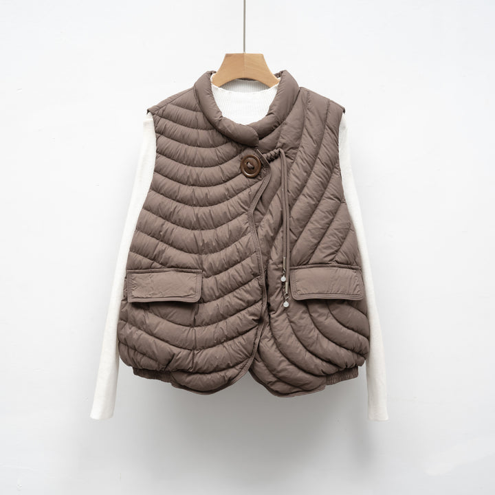 Padded vest for ladies with innovative cut and functional pockets Lune London