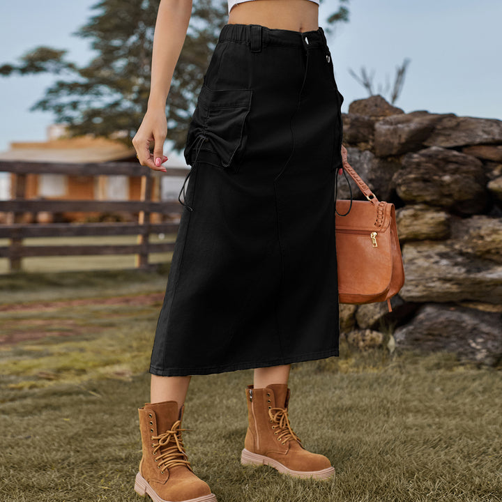 Maxi skirt for women in a utilitarian style with practical pockets Lune London