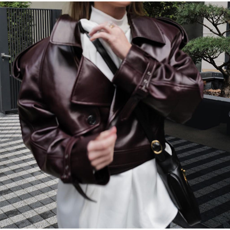 Trendy faux leather jacket for women with wide shoulders and classic collar Lune London