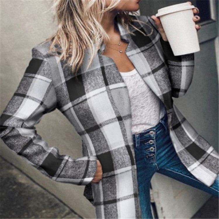 Fashionable knit coat for women Lune London