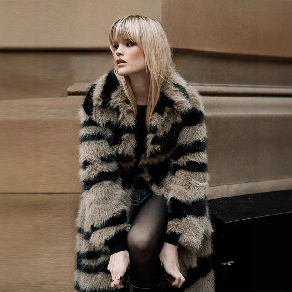 Women Oversize Faux Fur Coat with Striped Maxi Cut Amarae