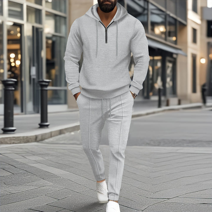 Trendy leisure suit for men in breathable cotton with zipper Lune London