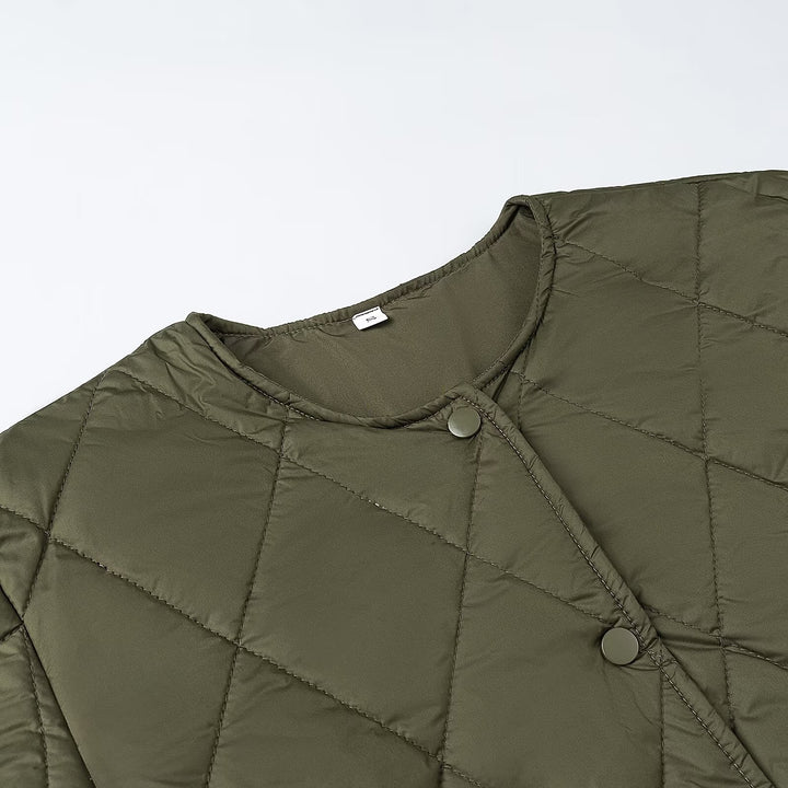 Women's quilted jacket without collar with snap button closure and patch pockets Amarae