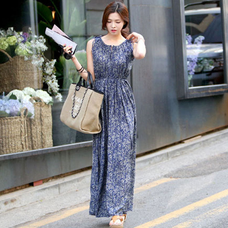 Bohemian maxi dress for women with pleated top and adjustable waist Lune London
