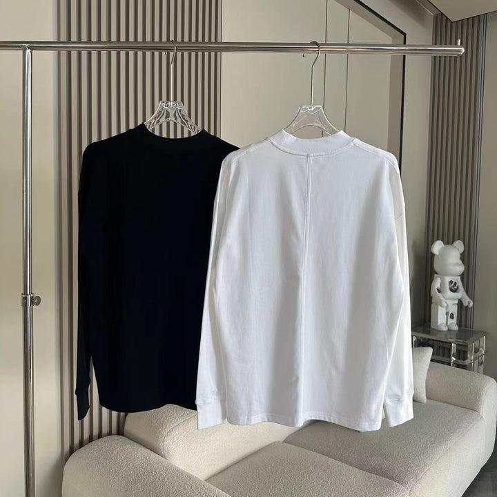 Long sleeve women's t-shirt with a high neck design and chic and stylish details