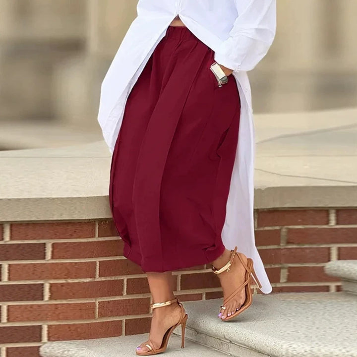 Women's culotte pants with wide leg and precise crease Amarae