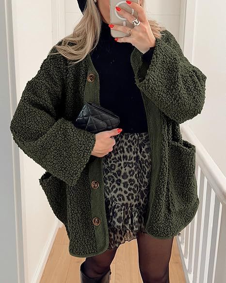 Ladies cozy teddy jacket with matching collar Lune London