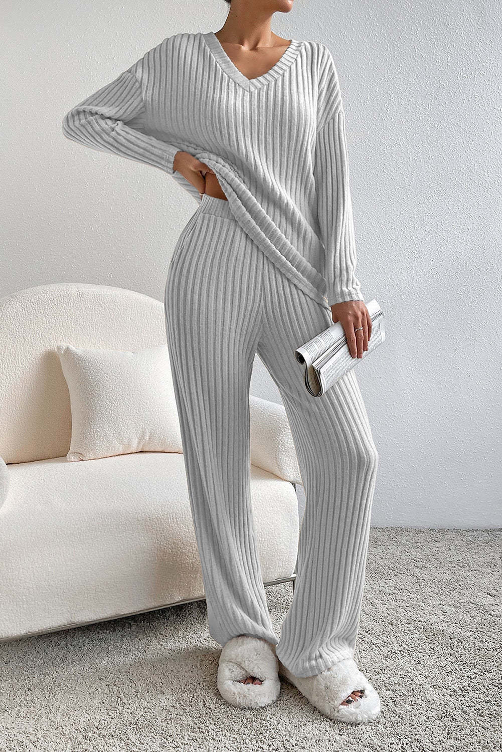 Ensemble de loungewear décontracté pour femmes avec texture côtelée Chic & Stil