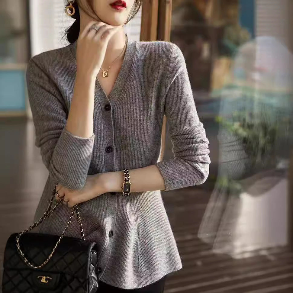 Cardigan élégant pour femmes avec une coupe ajustée Chic & Stil