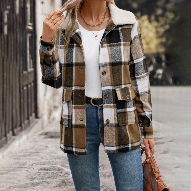 Checked overshirt for ladies with warm fleece lining and practical pockets Lune London