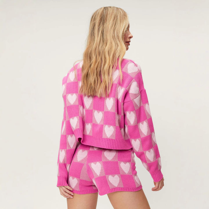 Nice knitted set for women with heart-shaped pattern Lune London