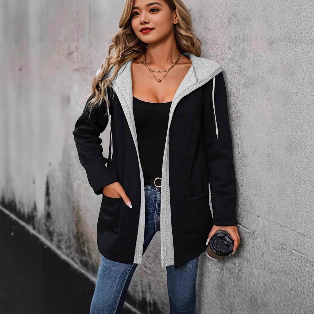 Casual hooded jacket for women with practical pockets and modern cut Lune London