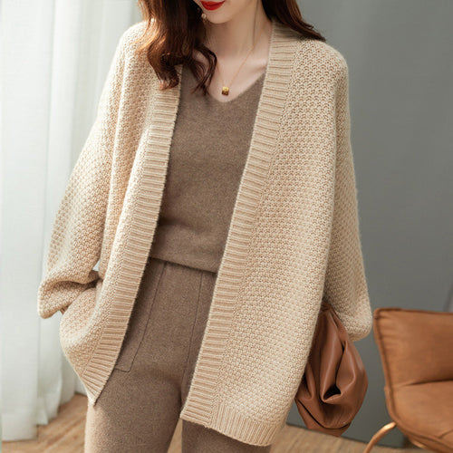 Ladies chunky knit cardigan with a loose fit and long sleeves Amarae