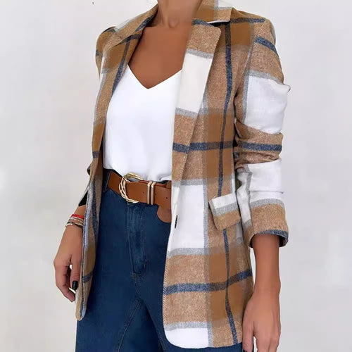 Plaid jacket for women with an elegant cut and casual details Amarae