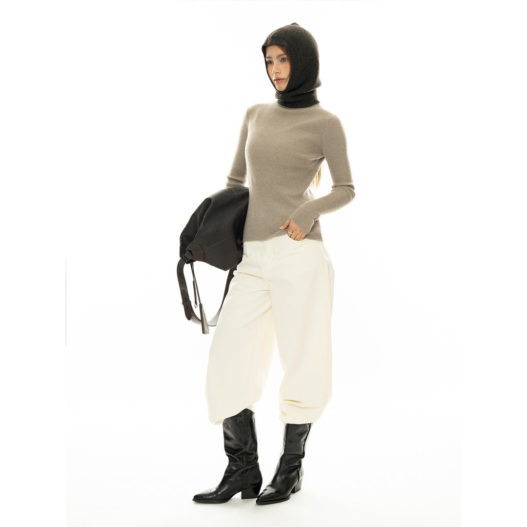 Women's Figure-Hugging Ribbed Turtleneck Sweater made of Fine Knit Amarae