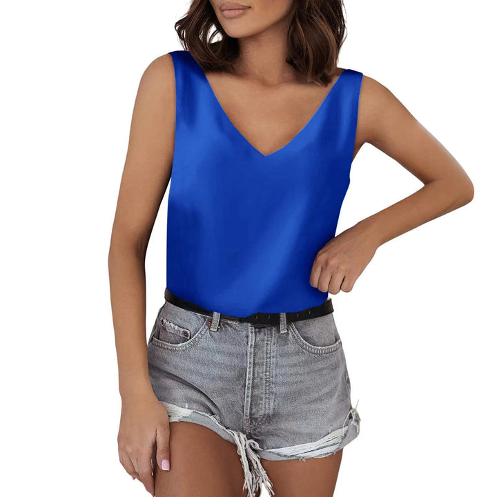 Women's Sleeveless V-Neck Top Made of High-Quality Material Lune London