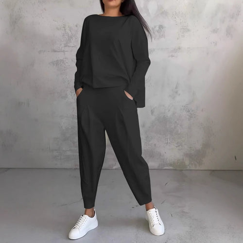 Women Comfortable leisure set with loose fit and pockets Amarae