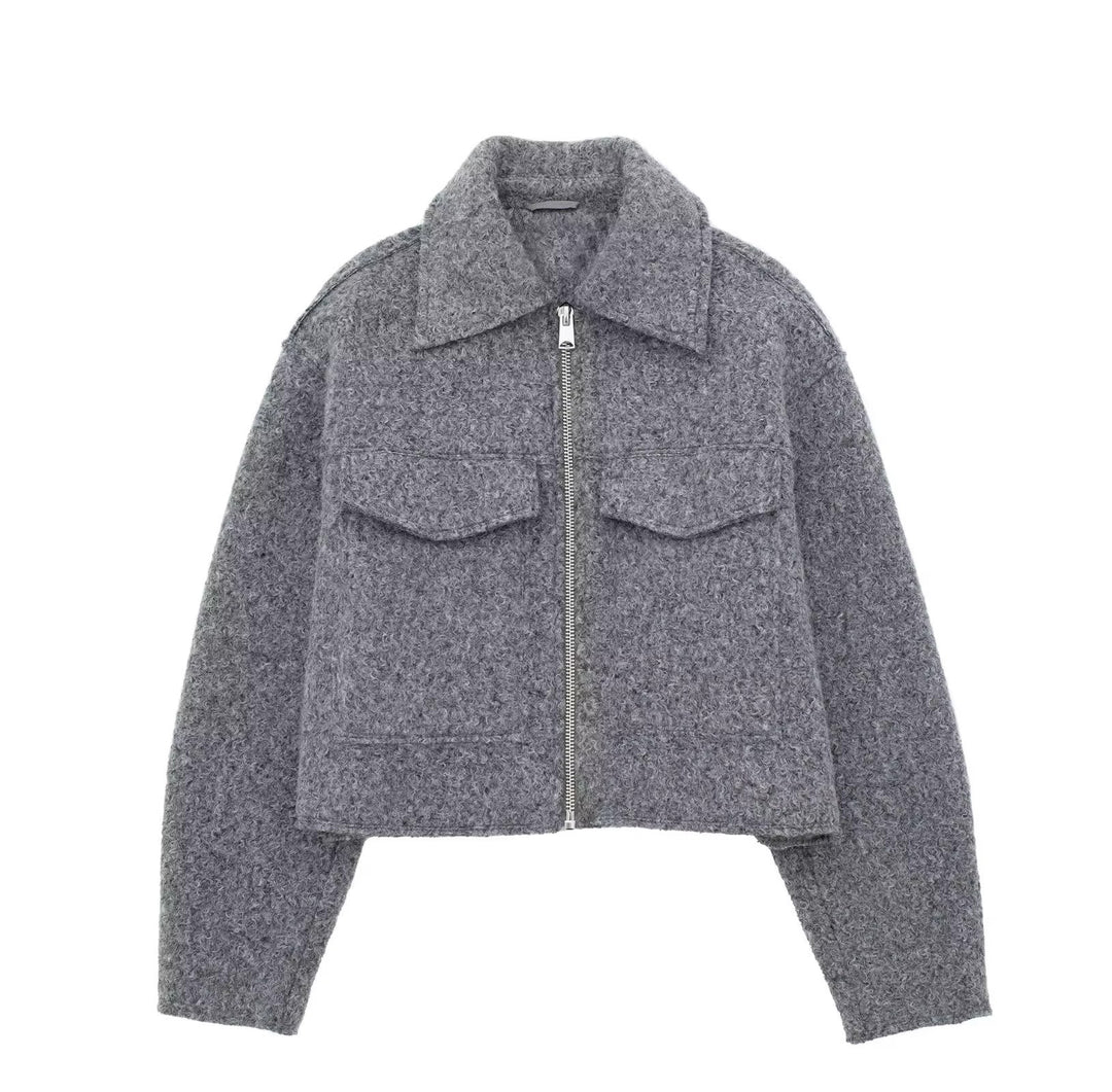 Women's Short Cut Sherpa Jacket with Zip and Flap Pockets Amarae