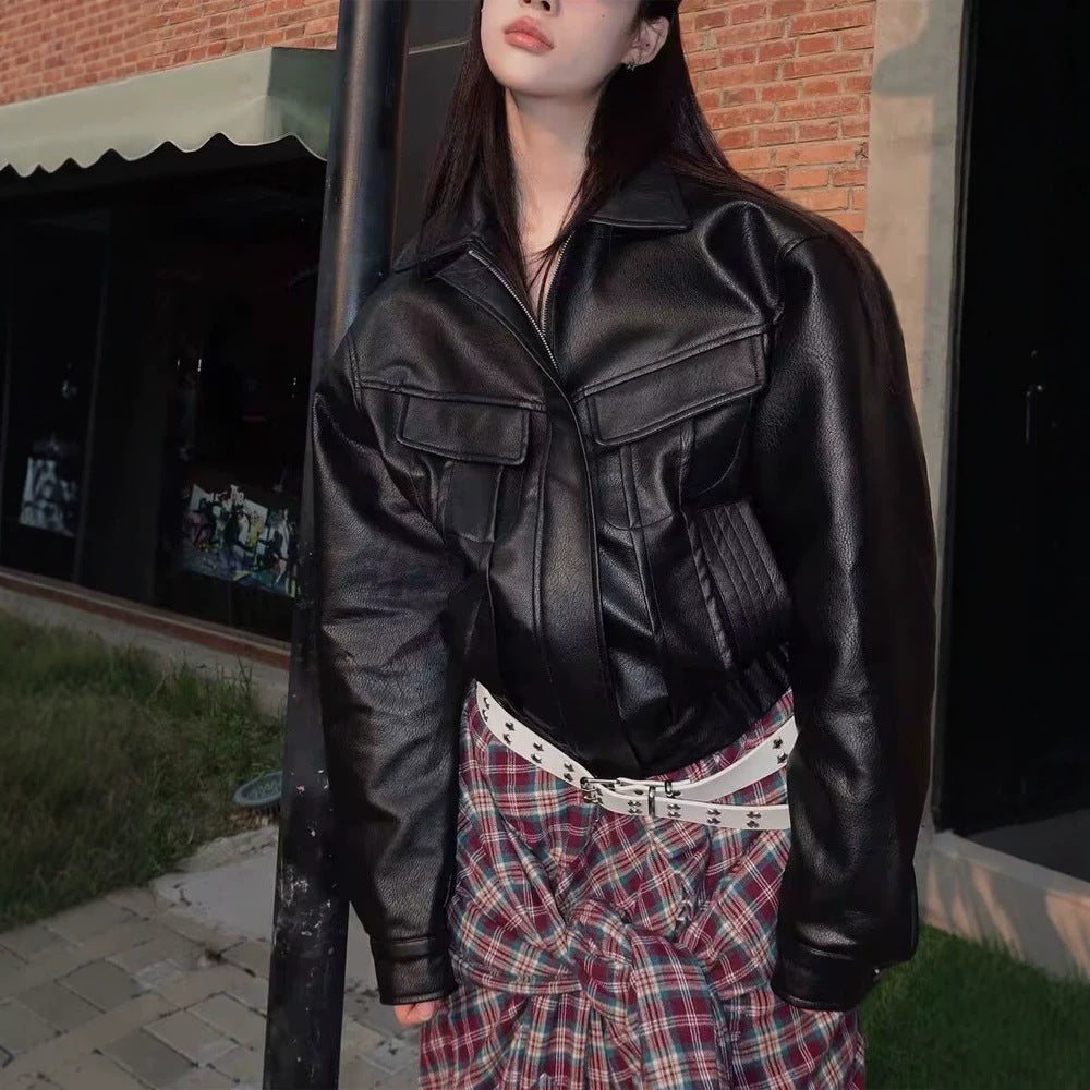 Ladies short-cut faux leather jacket in boxy cut with voluminous balloon sleeves Amarae