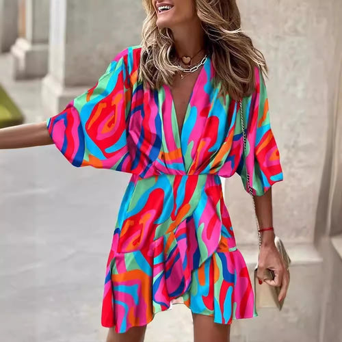 Short minimalist dress with short sleeves Amarae