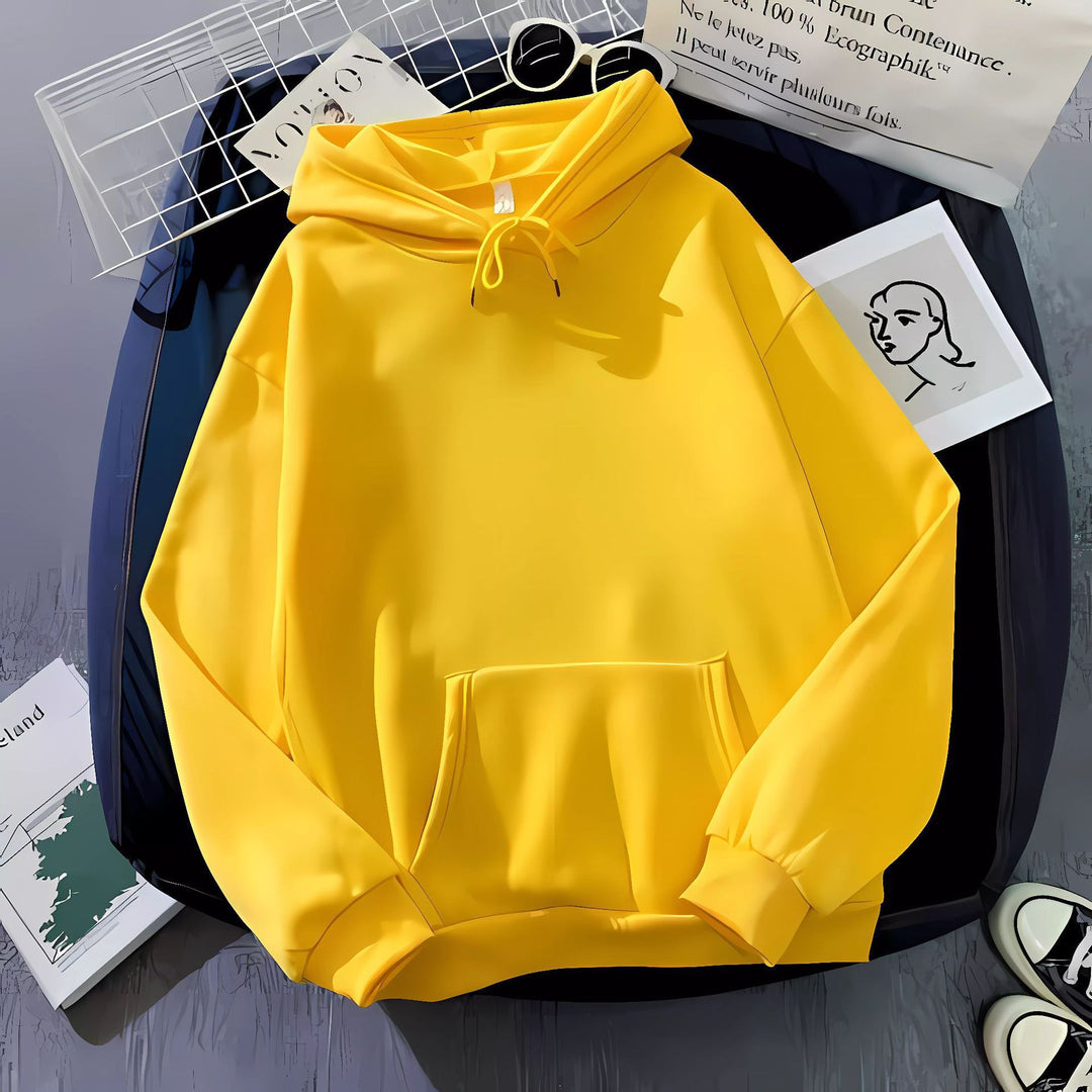 Hooded sweatshirt for women with soft lining and practical kangaroo pocket Lune London