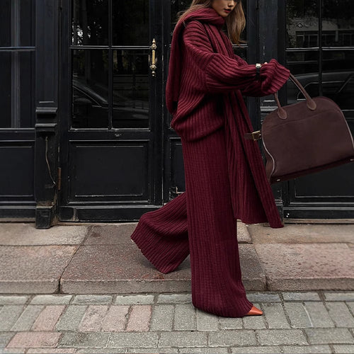 Women knit outfit with wide legs and oversized top Amarae