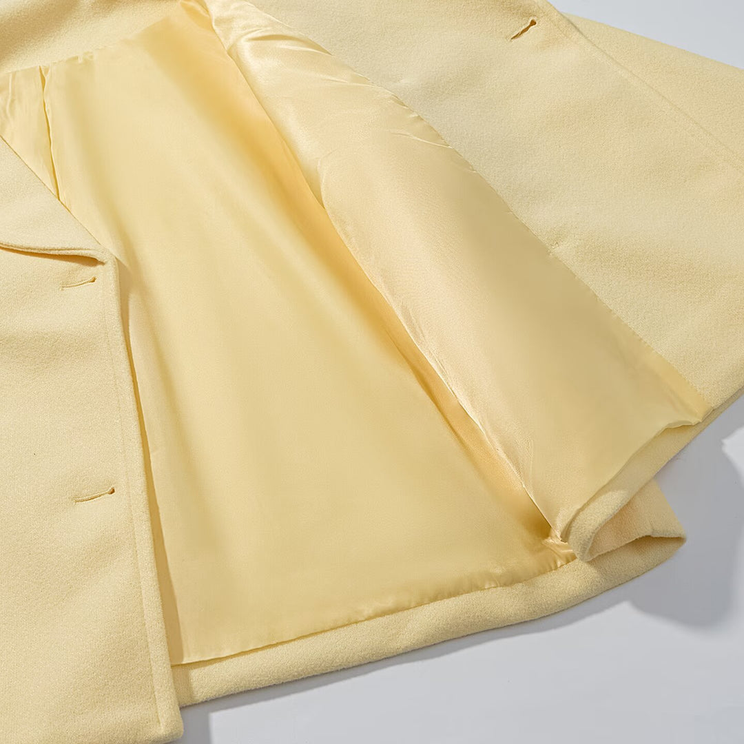 Elegant women's transitional jacket with double-breasted buttons and soft premium material Lune London