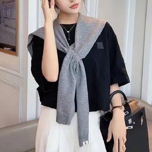 Women knitted scarf elegant Amarae