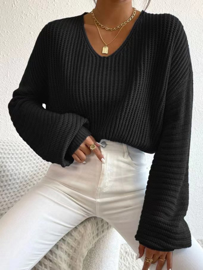 V neck sweater for women with wide sleeves and a structured knit pattern Lune London
