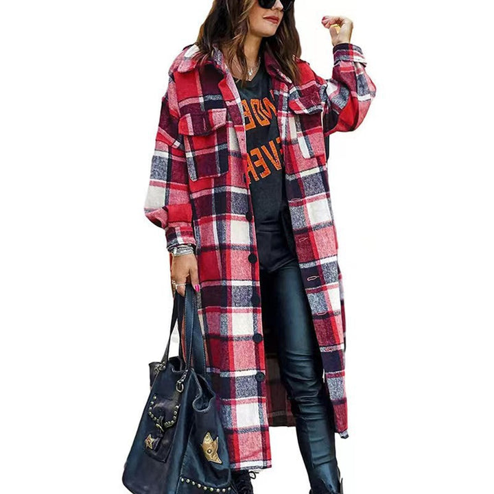Ladies Long Sleeve Wool Coat with Plaid Pattern and Practical Pockets Lune London