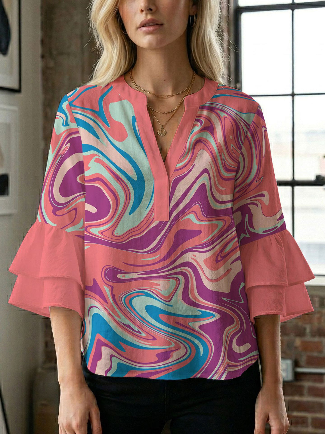 Women's blouse with voluminous wing sleeves and intense leaf pattern Lune London
