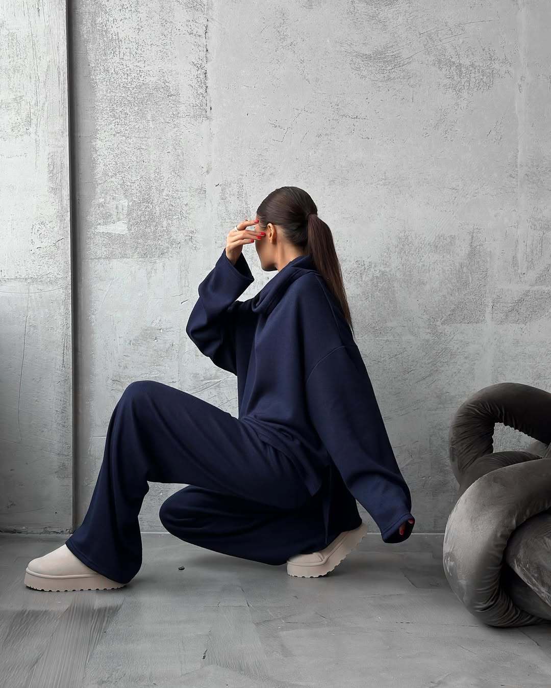 Comfortable lounge set for women with loose fit and high collar Lune London