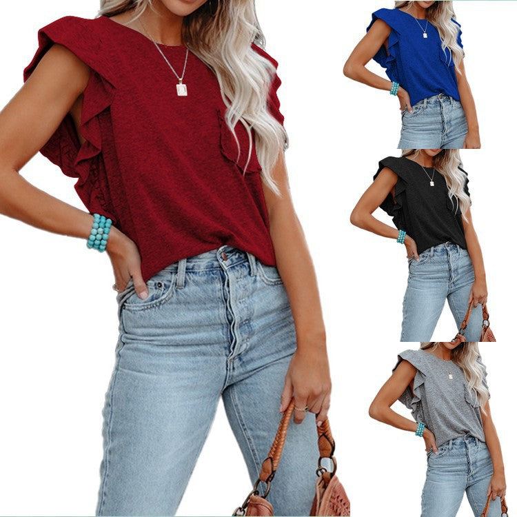 Trendy blouse for women with ruffled sleeves and a relaxed fit Lune London