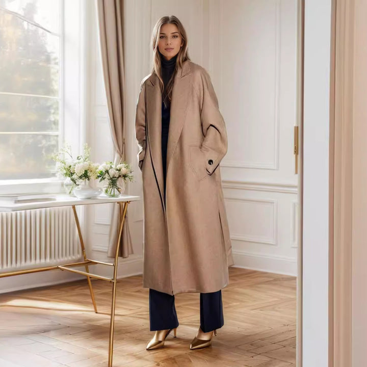 Lune London wool coat for women, elegant and spacious