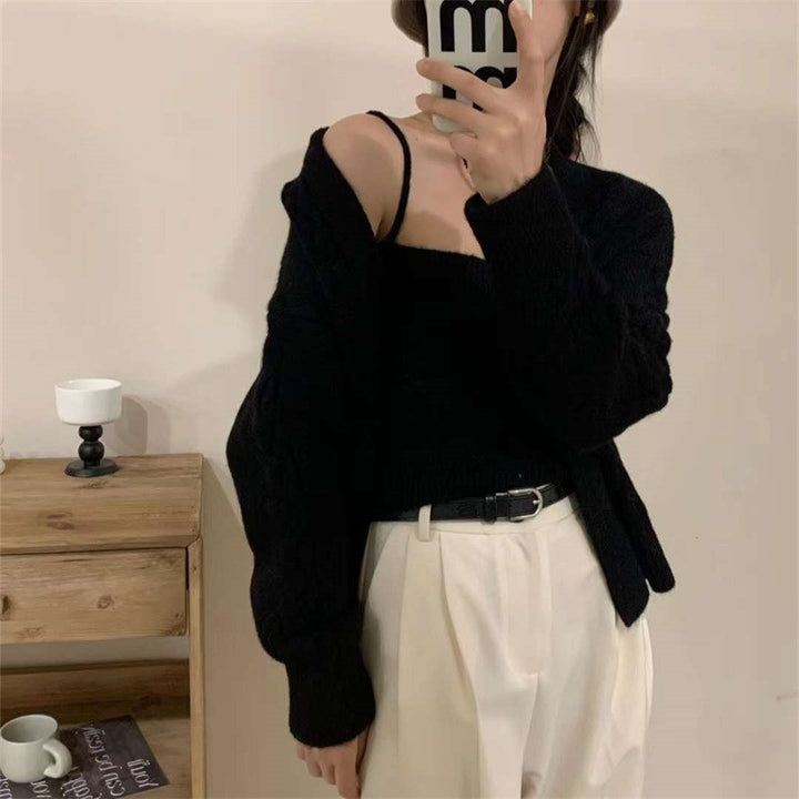 Cardigan pour femmes avec un charmant motif en câble et des détails de bouton Chic & Stil
