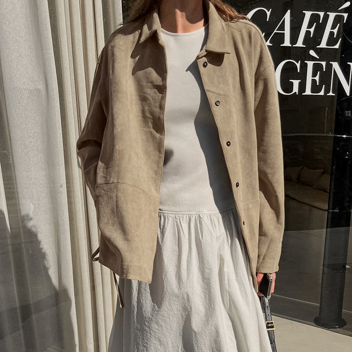 Velvet jacket for women with a belted waist and elegant details Lune London