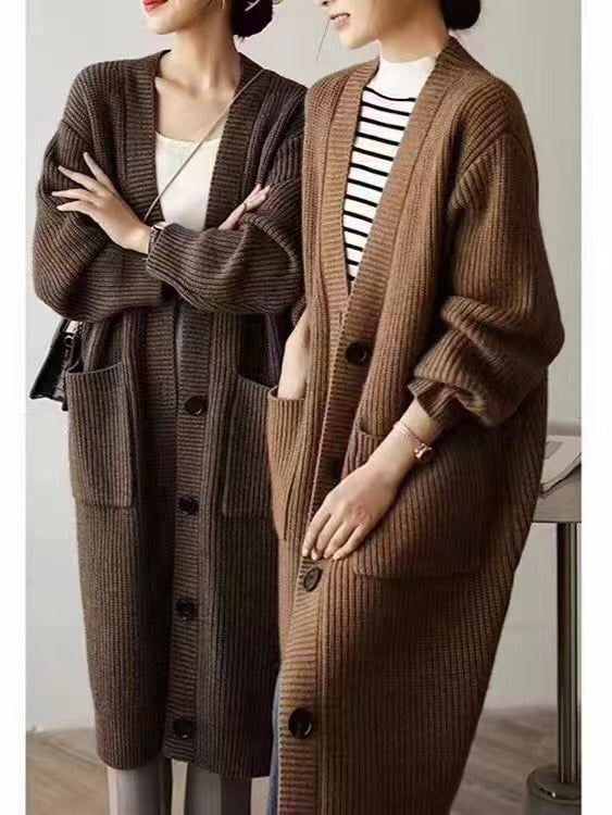 Cardigan en Tricot Large pour Femmes avec Poches à Patte et Fermeture Boutonnée Chic & Stil