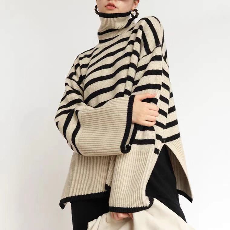 Pull turtleneck en tricot épais pour femmes avec motif rayé maritime et coupe décontractée Chic & Stil
