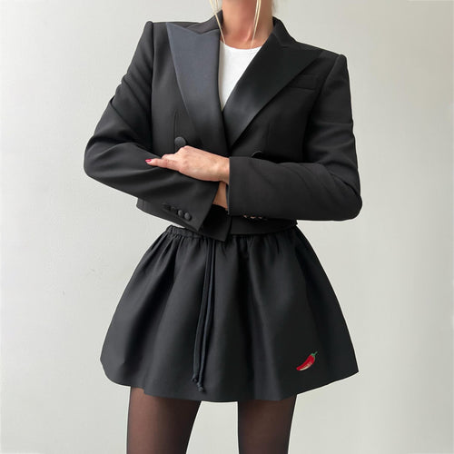 Blazer for women with a fitted cut and a voluminous skirt Amarae