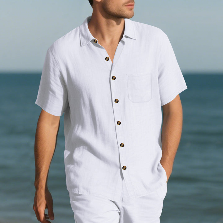 Casual short sleeve linen shirt for men with practical chest pocket Lune London