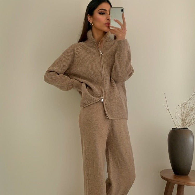 Costume tricoté pour femmes avec fermeture éclair et coupe ample Chic & Stil