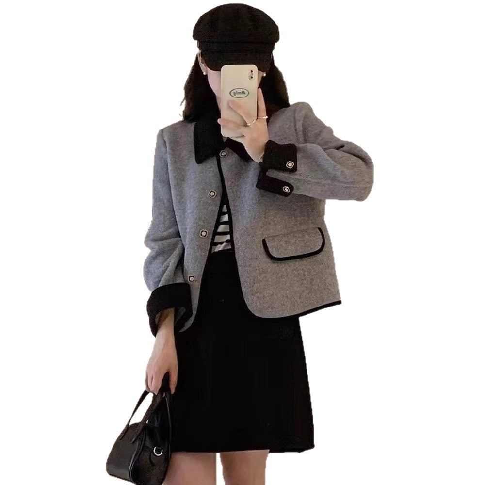 Elegant lady short jacket with contrasting details Lune London